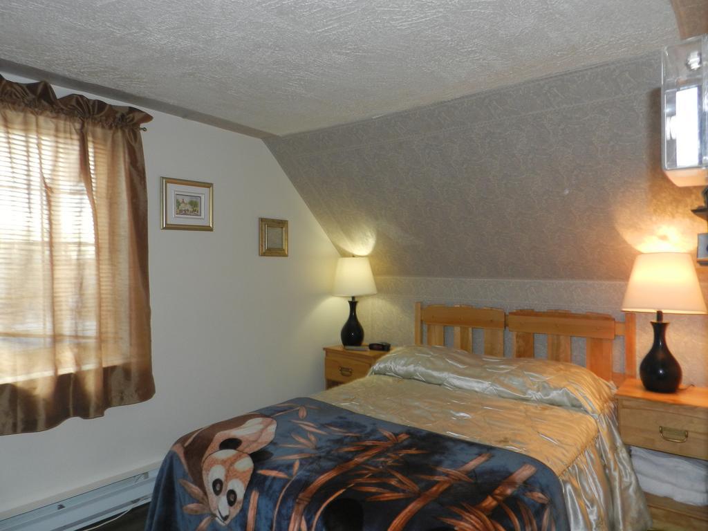 Auberge Chez Caro Sacre-Coeur Szoba fotó